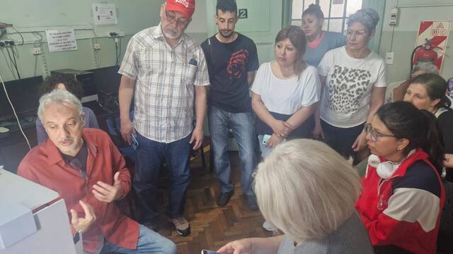 Clase de técnicas de venta y atención al cliente en el CFP 29°